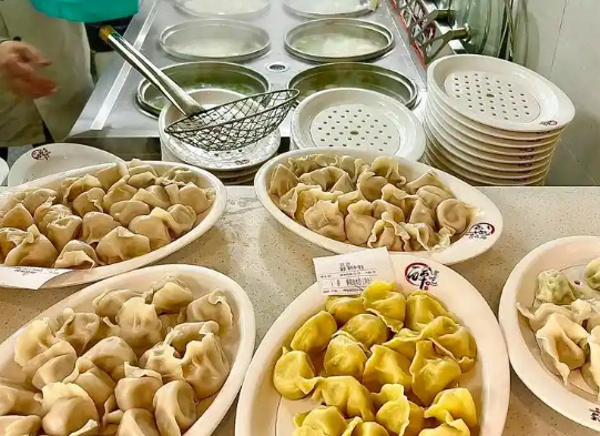 開餃子館效率翻倍，全靠這臺智能餃子機(jī)